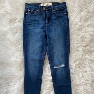 NWOT Gap Stretch High Rise Skinny Jeans 24 P